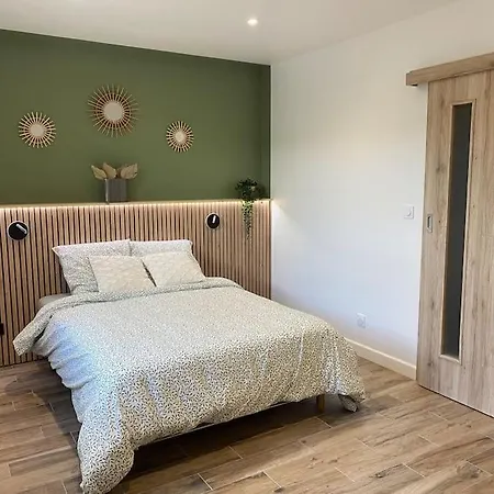 아파트 2 Du Grand Pavillon