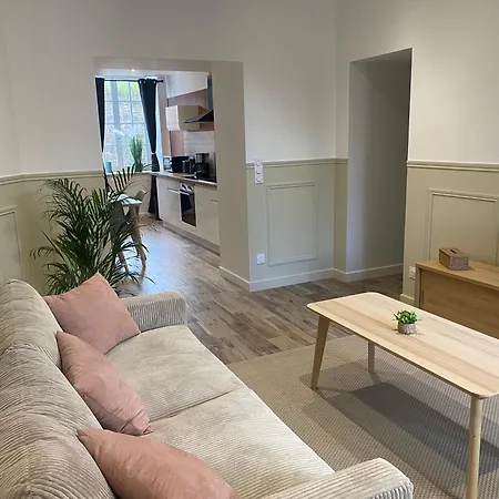 2 Du Grand Pavillon *